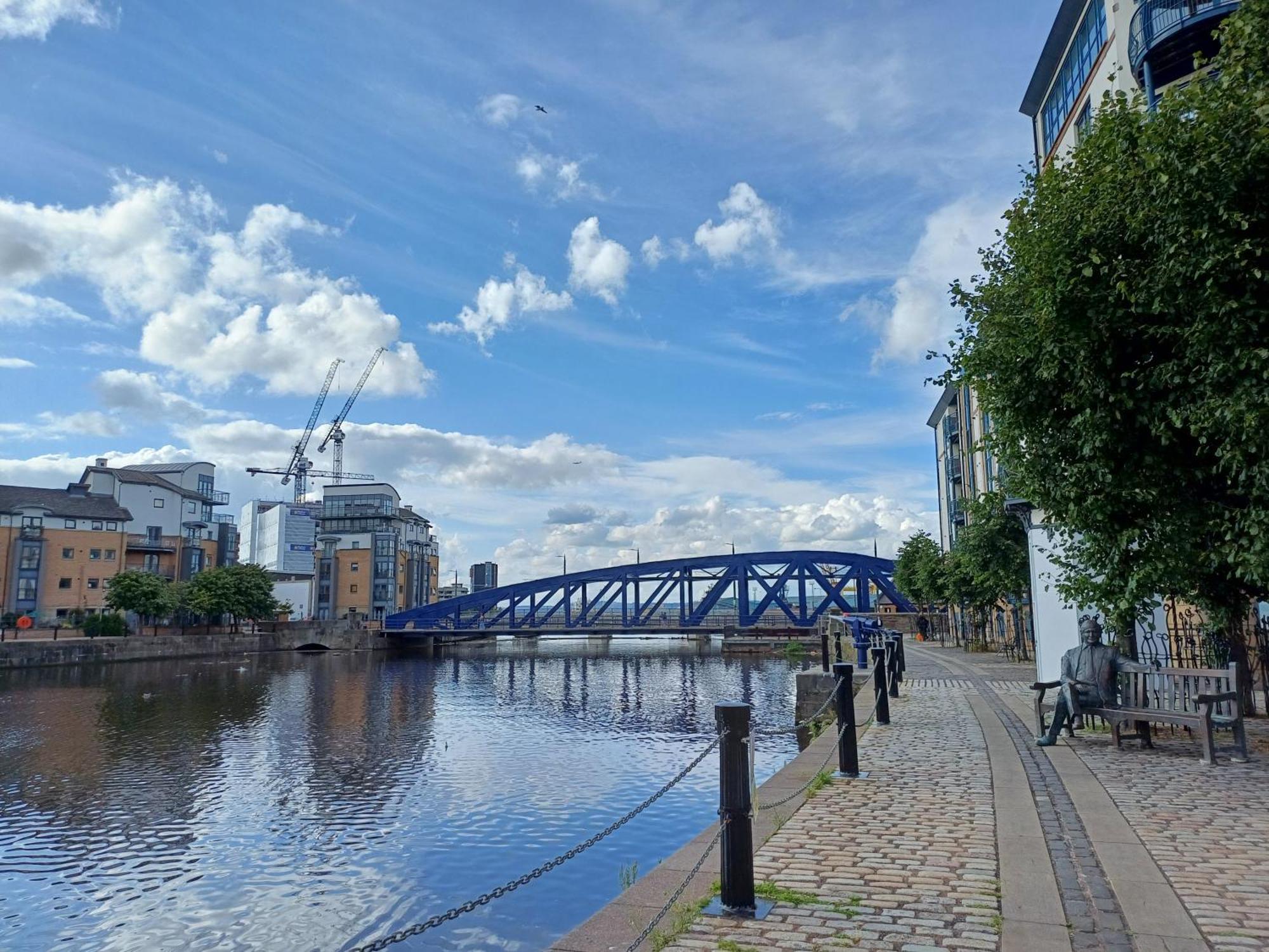 Lovely Ground Floor Apartment In Great Location At The Shore, Edinburgh Bagian luar foto